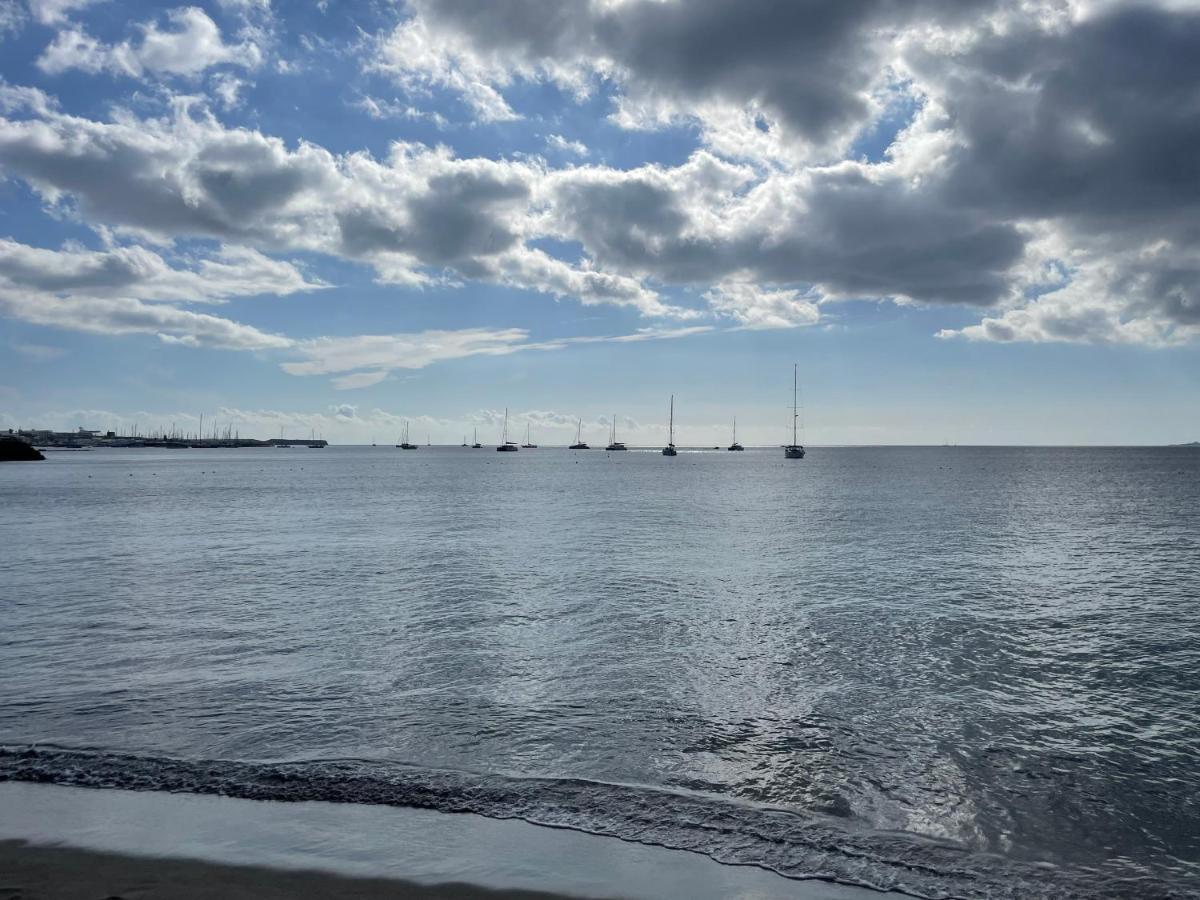Izaro Apartamento Atico De Lujo Cerca De Playa Dorada Playa Blanca  Exterior foto